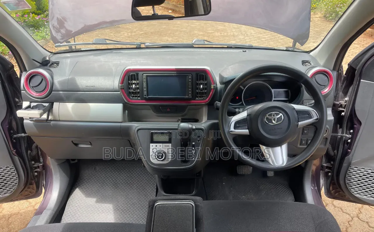 Toyota Passo 2017 Burgundy