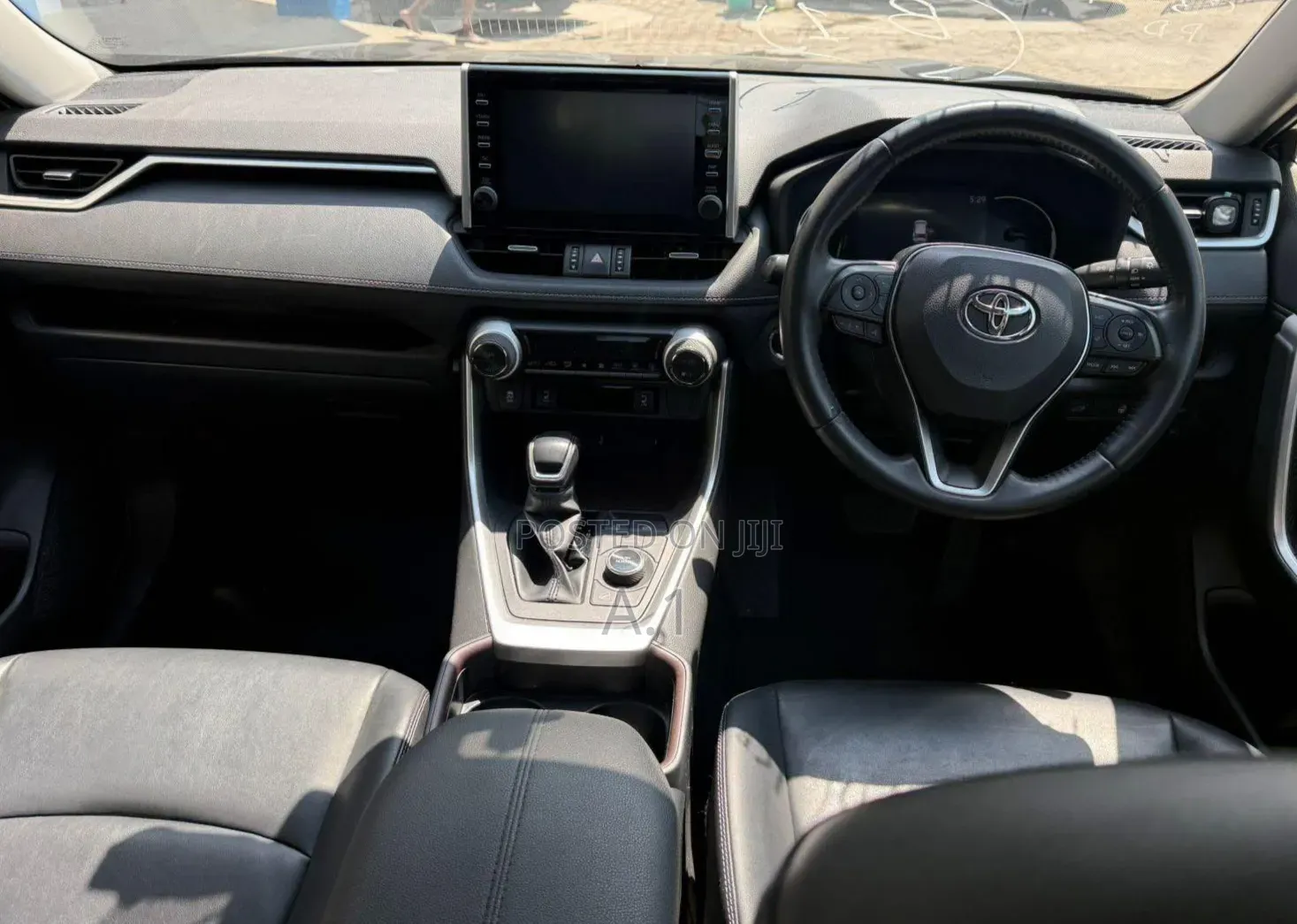 Toyota RAV4 LE FWD 2020 Black