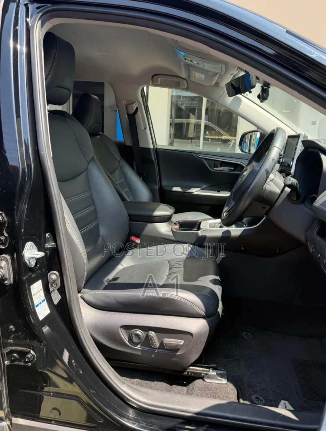 Toyota RAV4 LE FWD 2020 Black