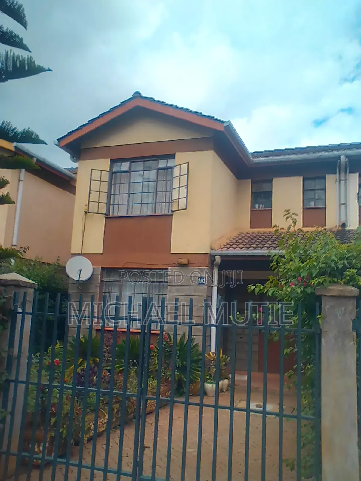4bdrm Maisonette in Komarocks for sale