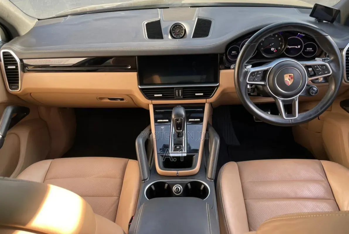 Porsche Cayenne S AWD 2019 Black