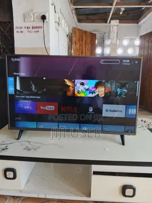 Smart Tv Syinix 43 Inch. 32 Tcl