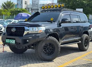 Toyota Land Cruiser 4.6 V8 ZX 2019 Black