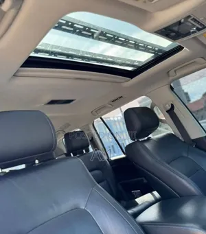 Toyota Land Cruiser 4.6 V8 ZX 2019 Black