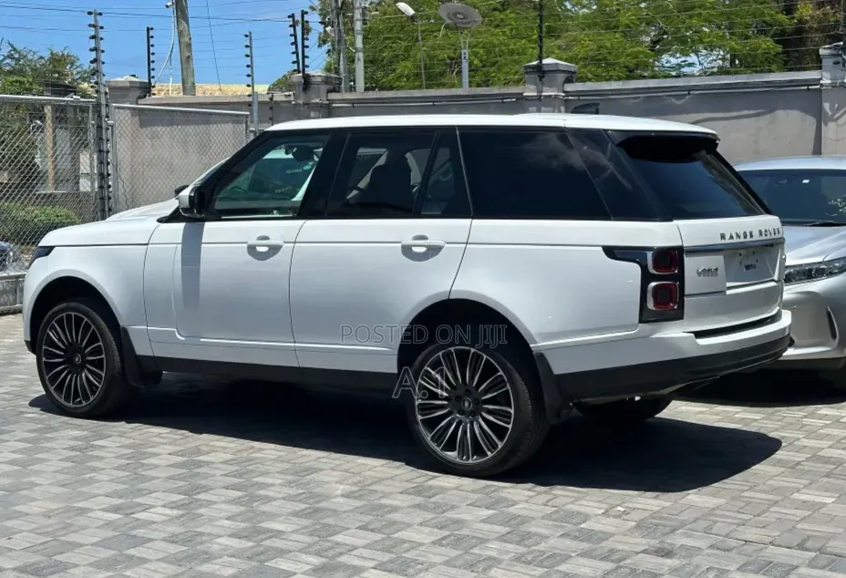 Land Rover Range Rover Vogue 2019 White