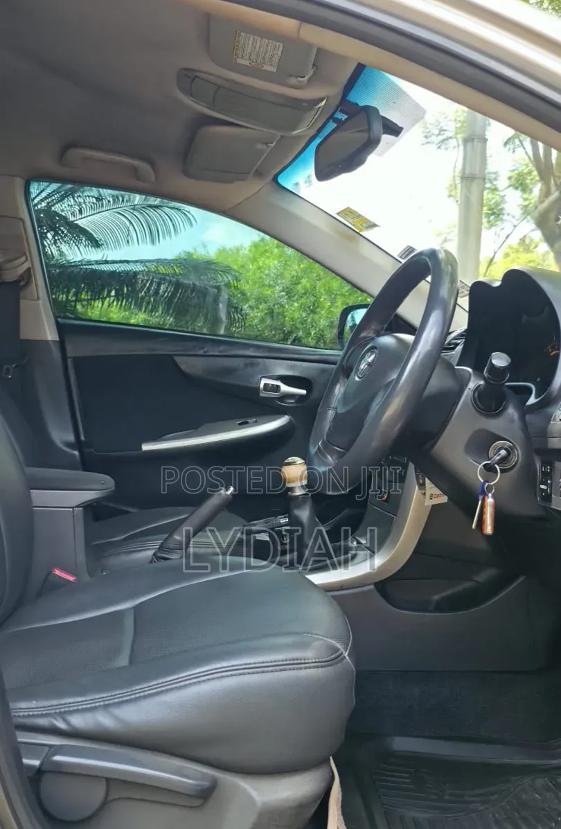 Toyota Corolla 2008 Silver