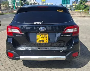 Subaru Outback 2.5i Premium AWD 2017 Black