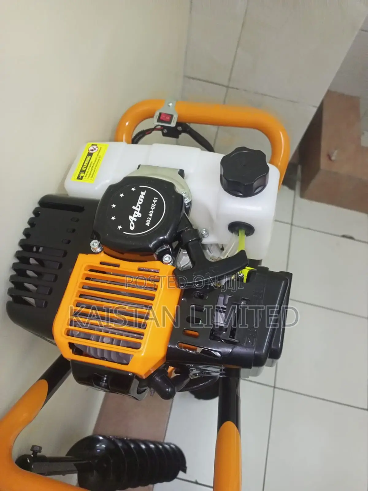 Heavy Duty 2-Stroke Petrol Earth Auger Hole Digger) + 3 Drill Bits In