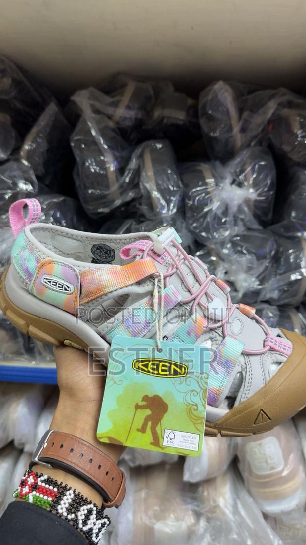 Unisex Premium Keen Sandals - thumbnail 2