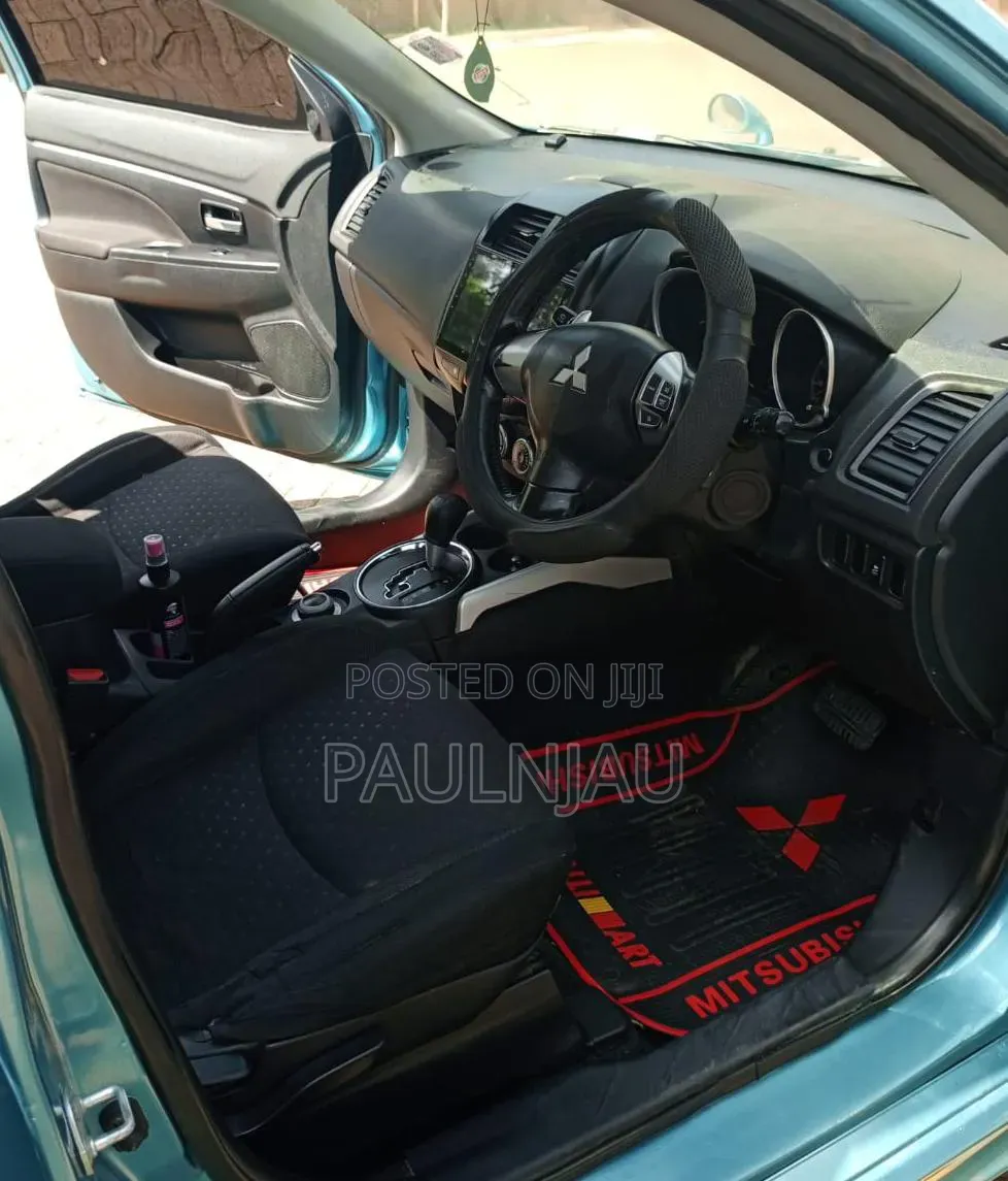 Mitsubishi Outlander 2010