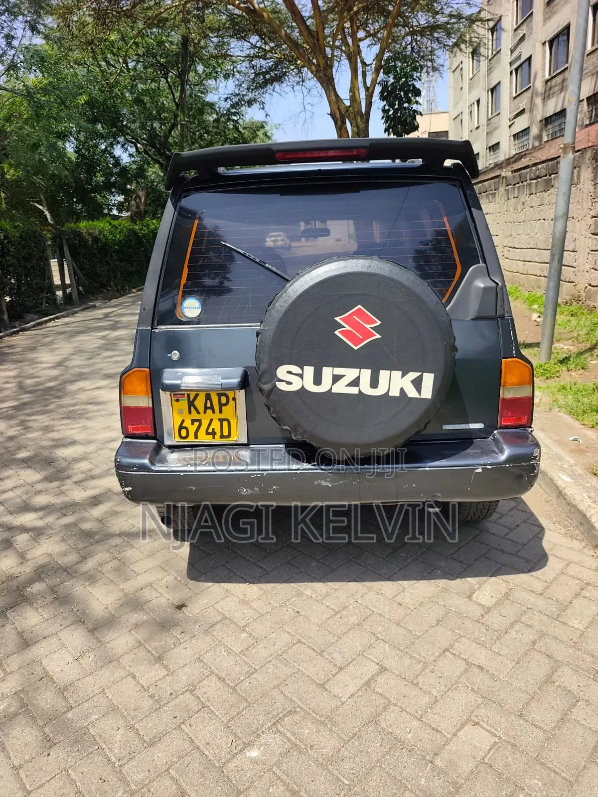 Suzuki Escudo 2000 Gray