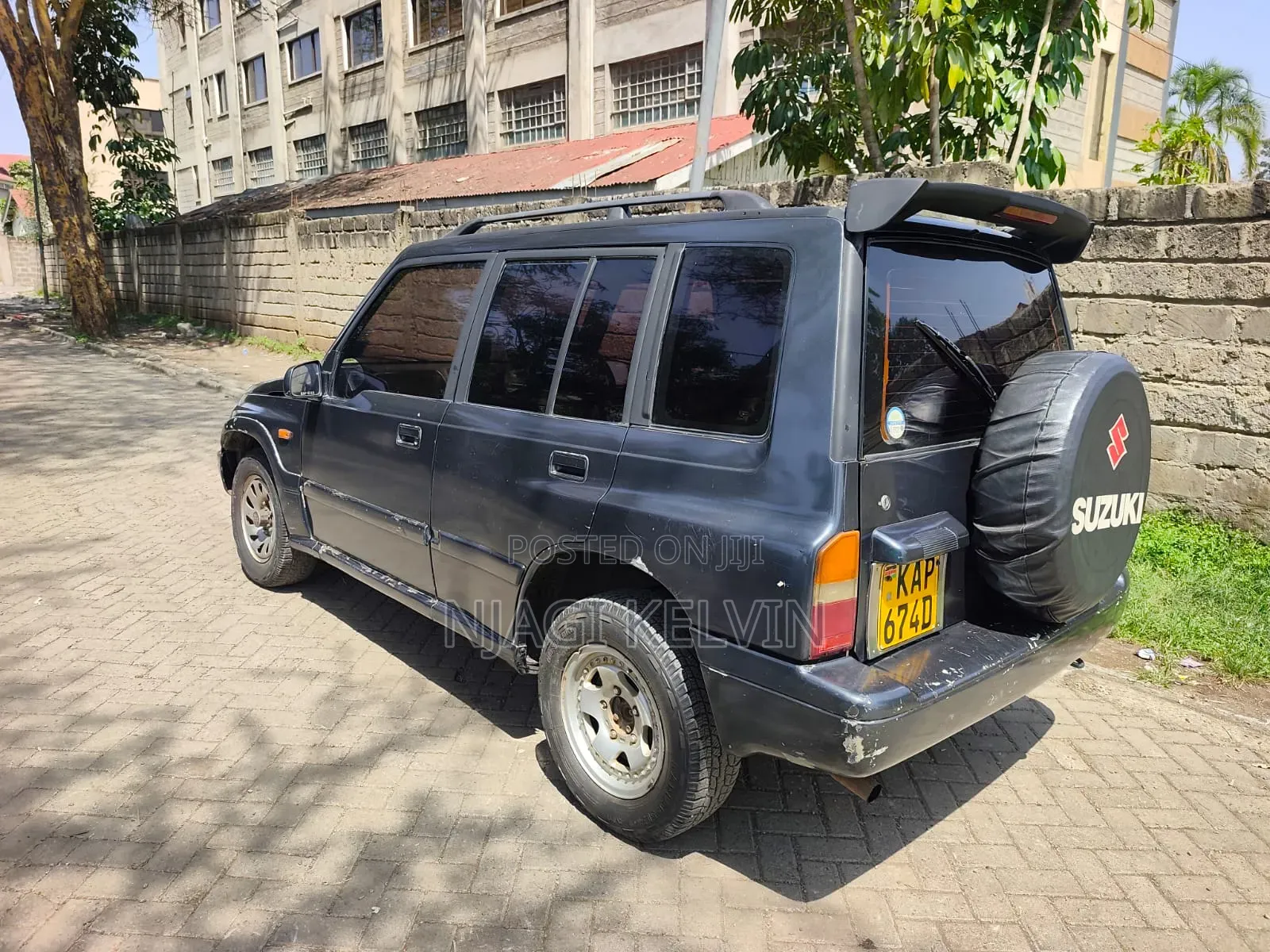 Suzuki Escudo 2000 Gray