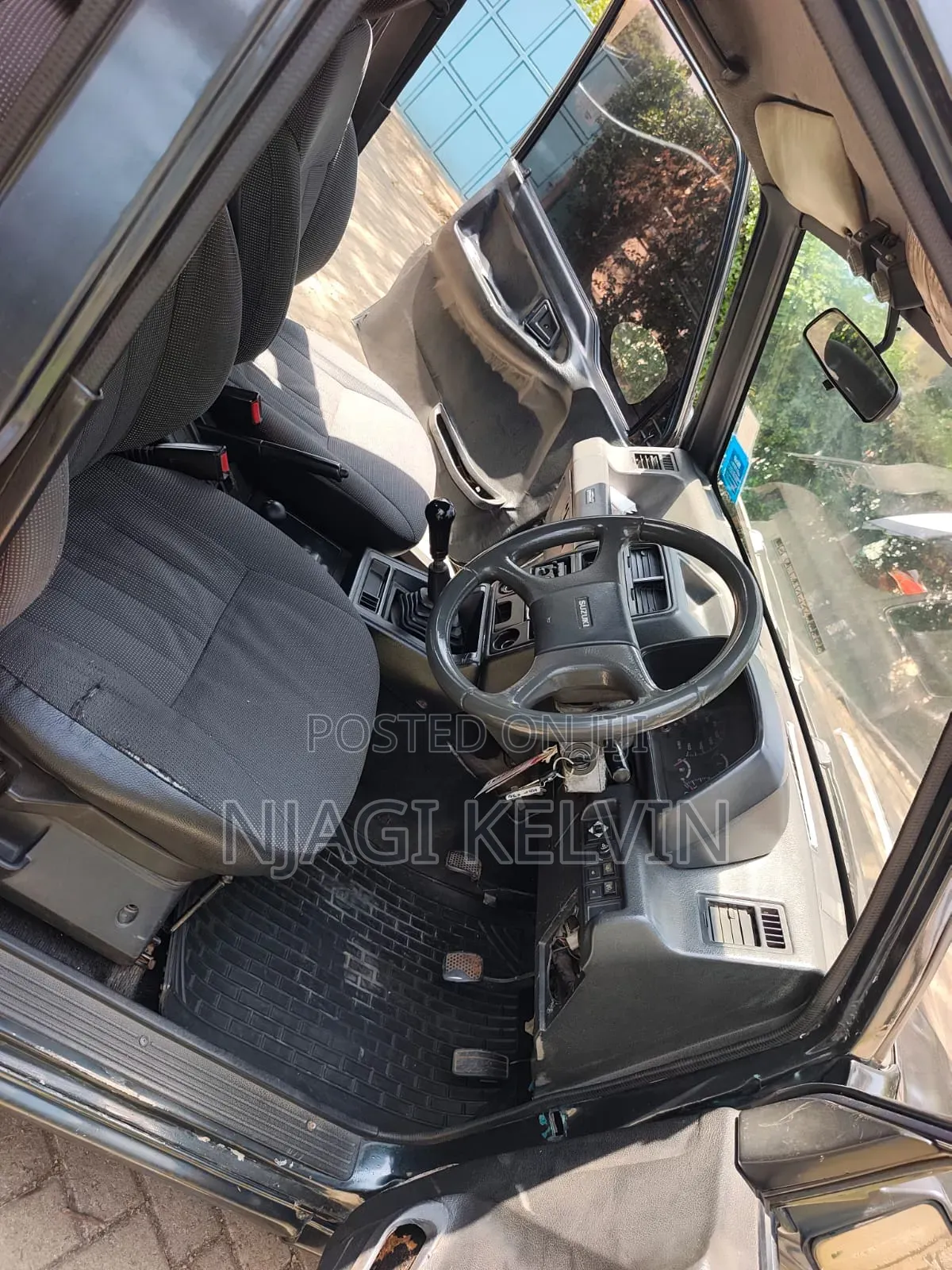 Suzuki Escudo 2000 Gray