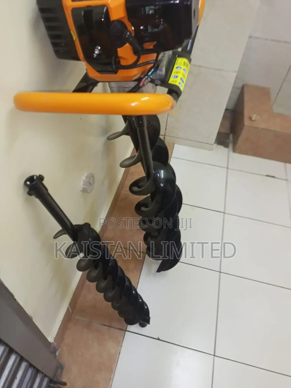 Commercial 2-Stroke Petrol Earth Auger Hole Digger Set With 3 Bits