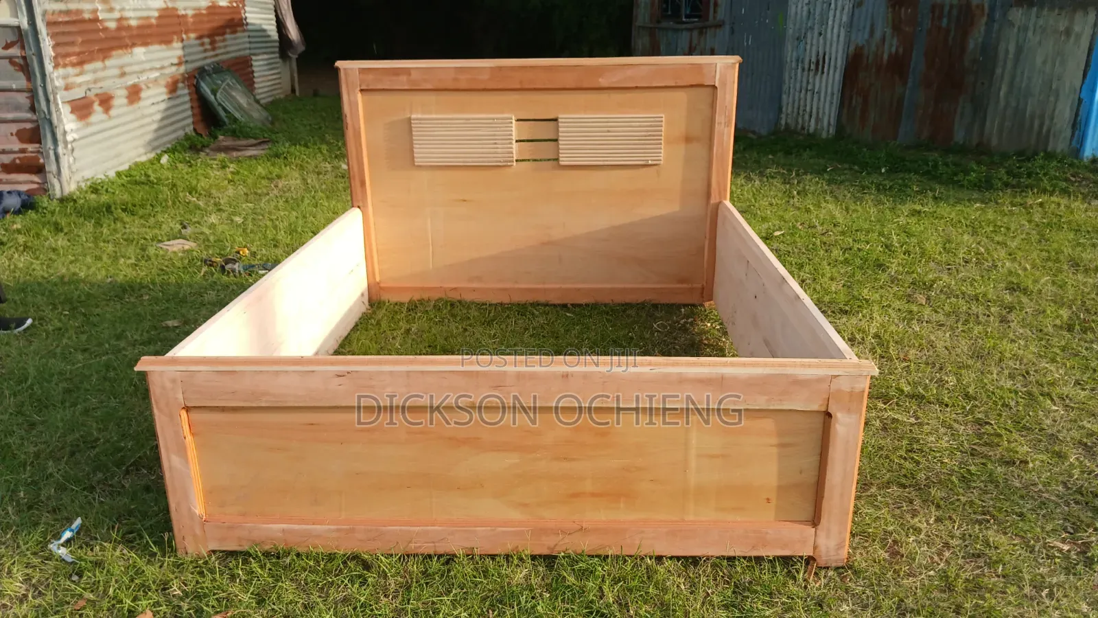5x6 Mahogany Bed