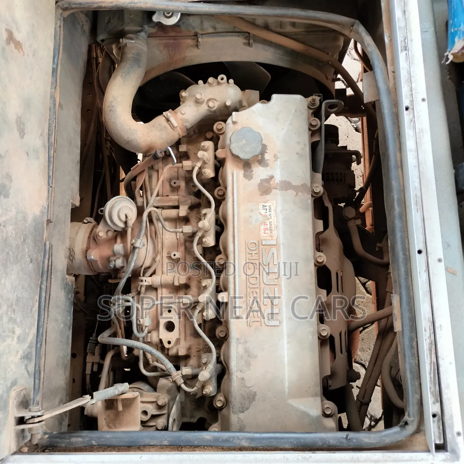 Isuzu NQR 2014 White