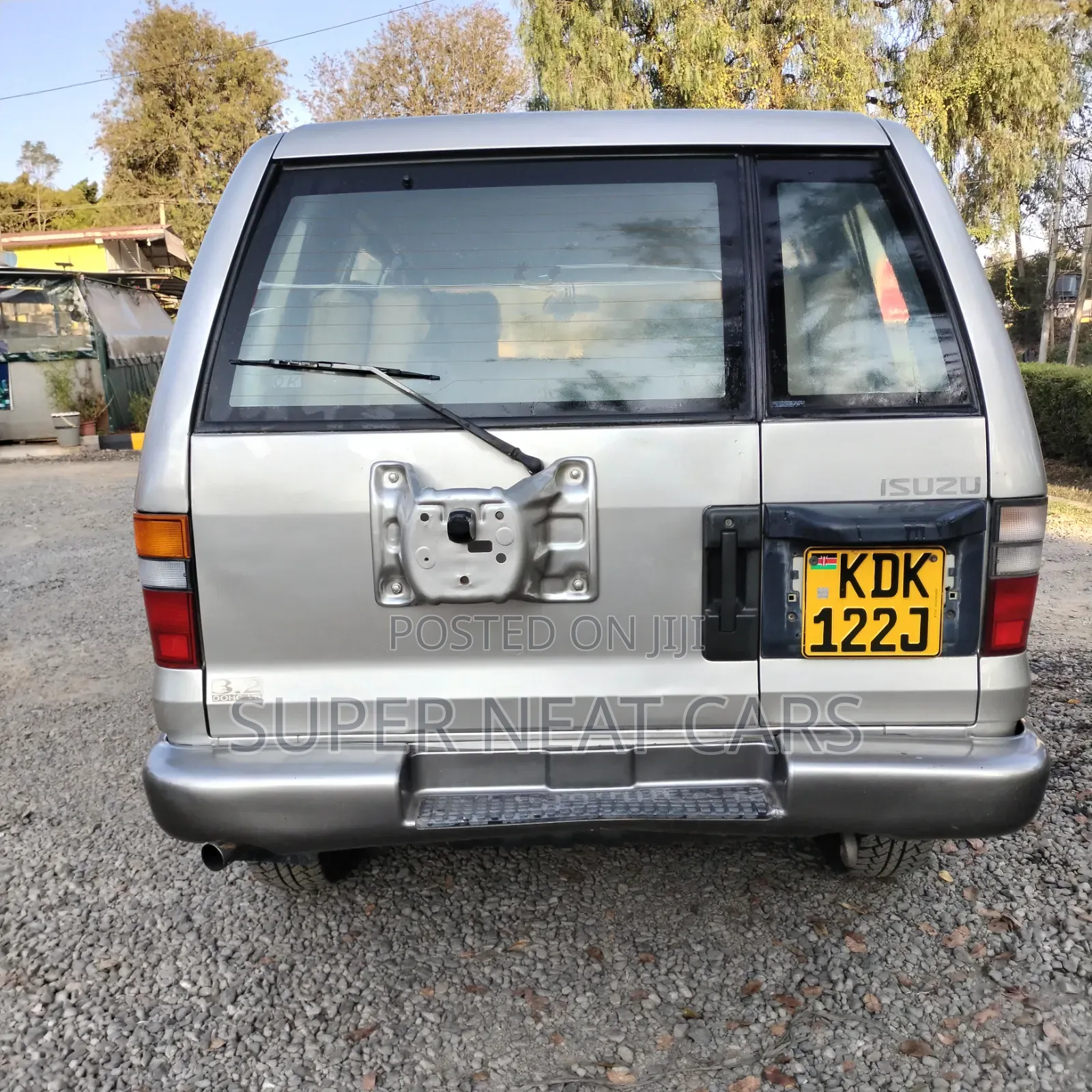 Isuzu Trooper 2001 Silver