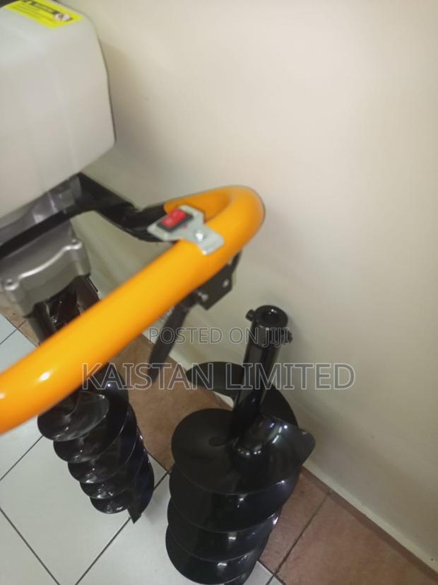Portable 2-Stroke Petrol Earth Auger Hole Digger With 3 Drill Bits - thumbnail 2