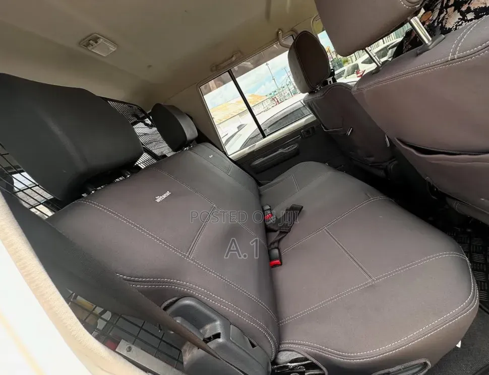 Toyota Land Cruiser 4.5 V8 GXR 2019 White