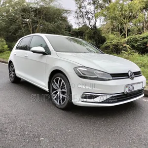 Volkswagen Golf TSI S FWD 2018 White