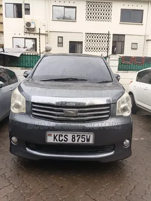 Toyota Noah 2011 Gray