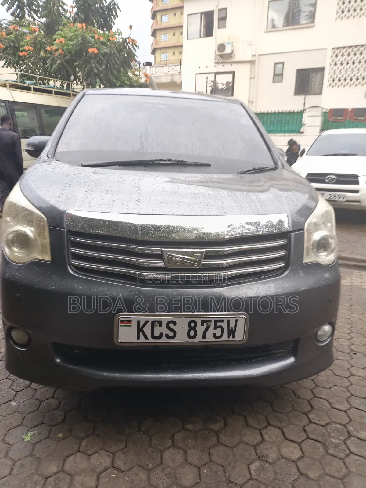 Toyota Noah 2011 Gray