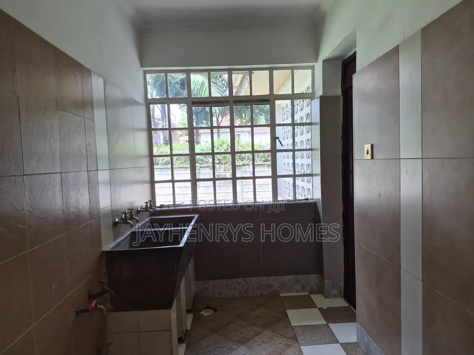 5bdrm House in Runda for rent