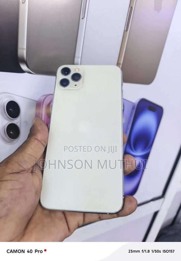 Apple iPhone 11 Pro Max 512 GB White - thumbnail 2