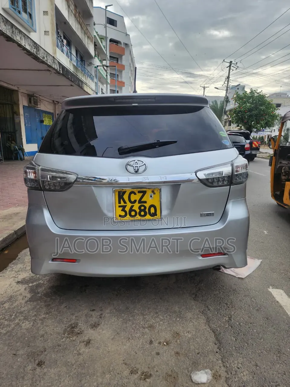 Toyota Wish 2012 Silver