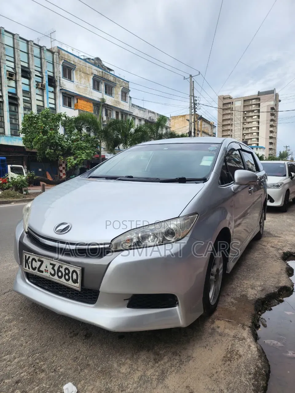 Toyota Wish 2012 Silver