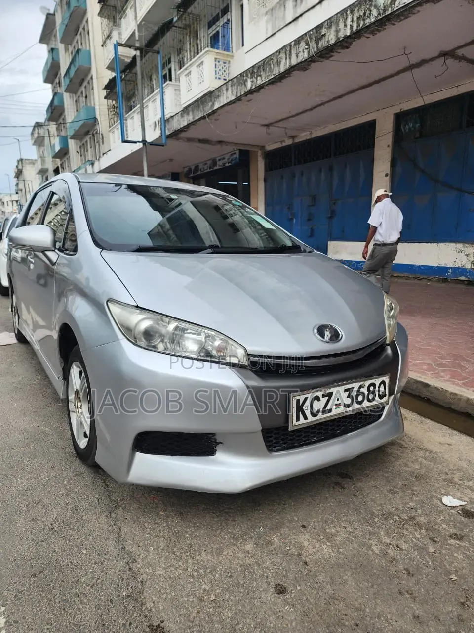Toyota Wish 2012 Silver