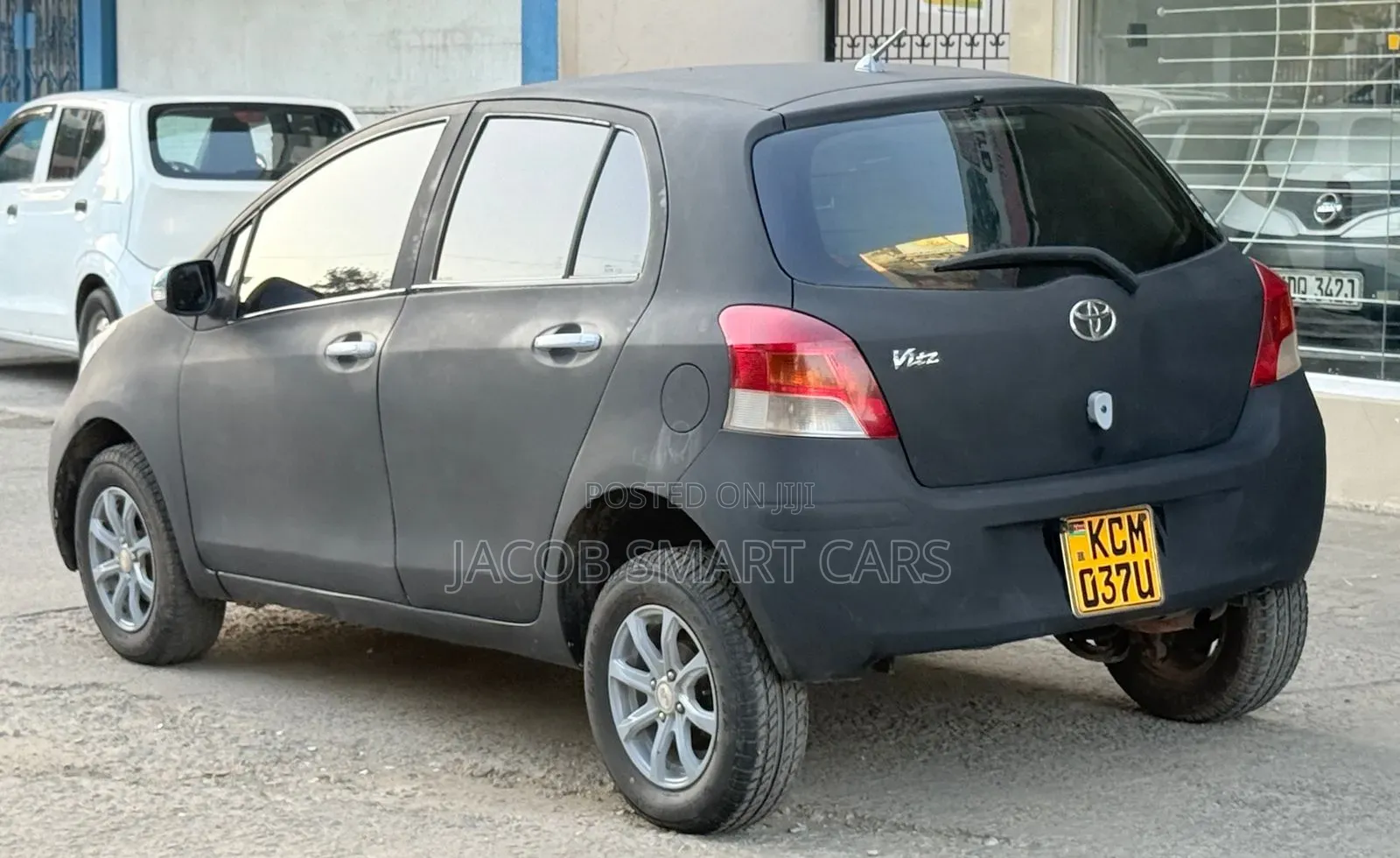 Toyota Vitz 2010 Black