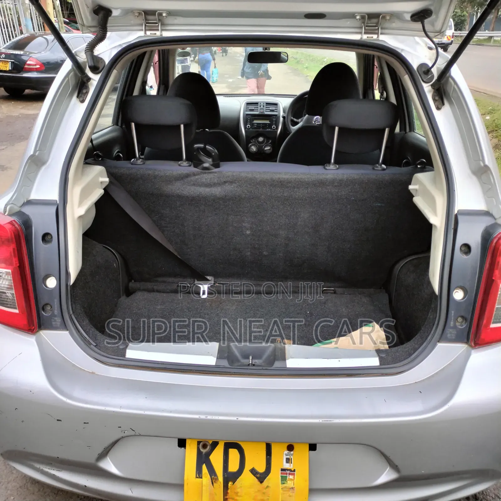 Nissan March 1.2 FWD 2015 Silver