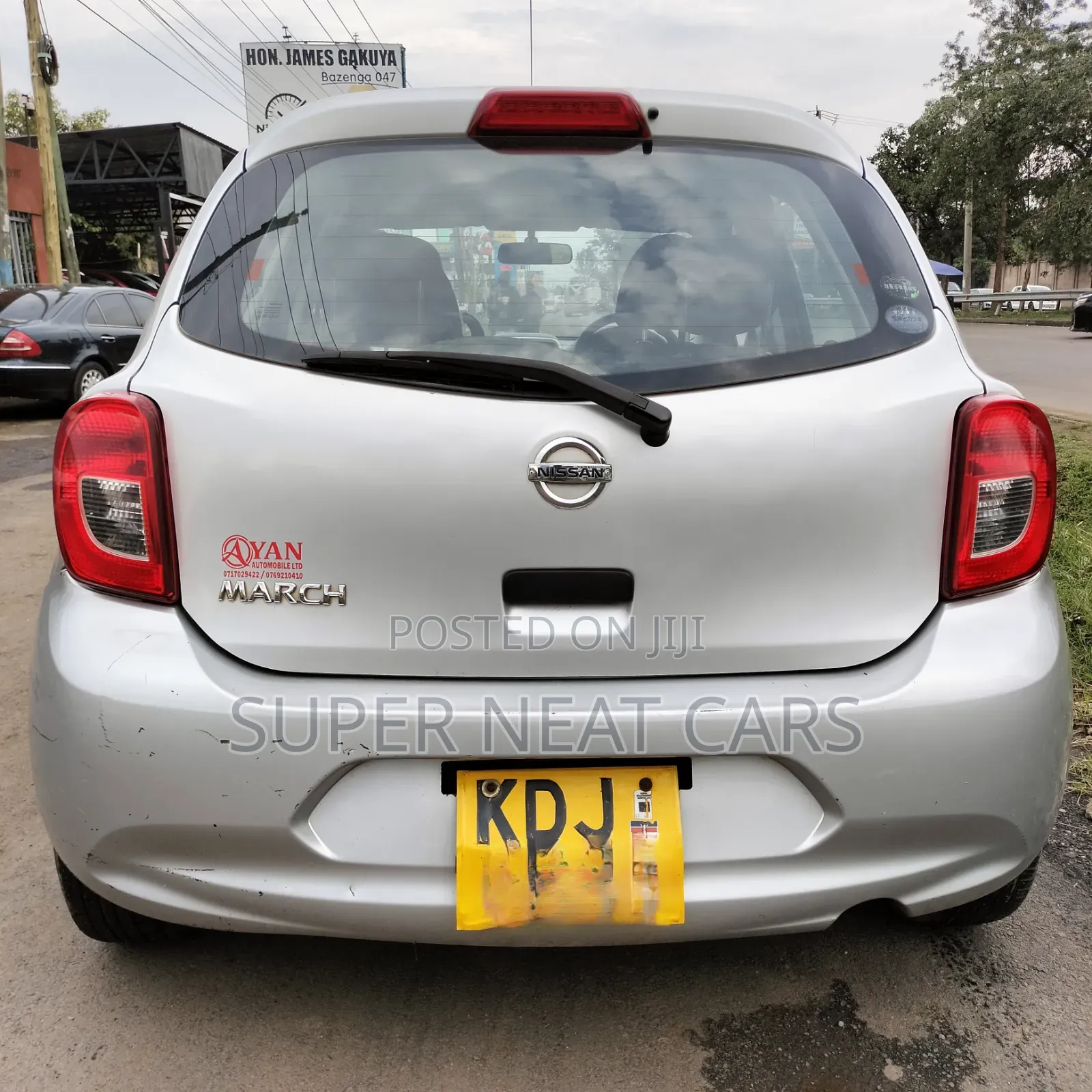 Nissan March 1.2 FWD 2015 Silver