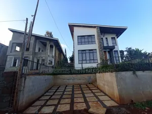 4bdrm Maisonette in Uthiru for sale