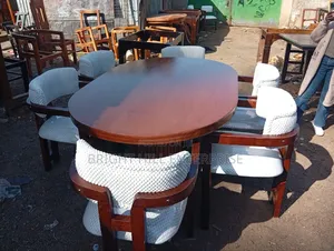 Warm Modern 6 Seater Dining