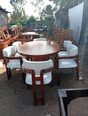 Warm Modern 6 Seater Dining