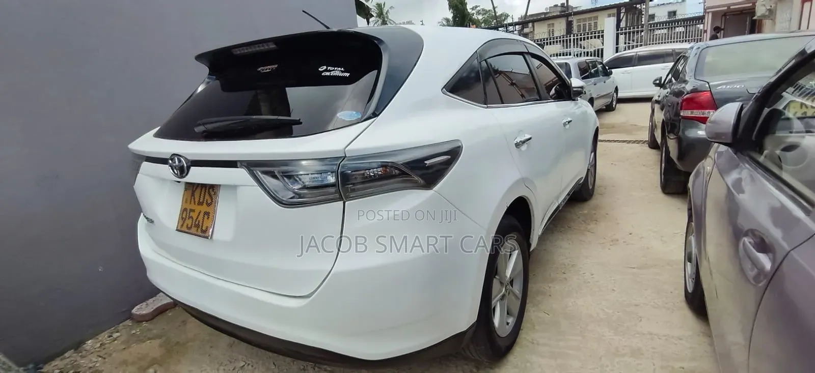 Toyota Harrier 2010 White