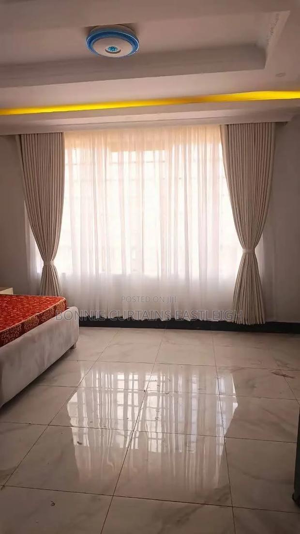 Office Curtains and Blinds - thumbnail 3