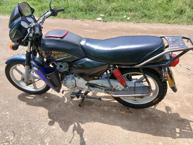 TVS HLX Plus ES 2024 Blue - thumbnail 3