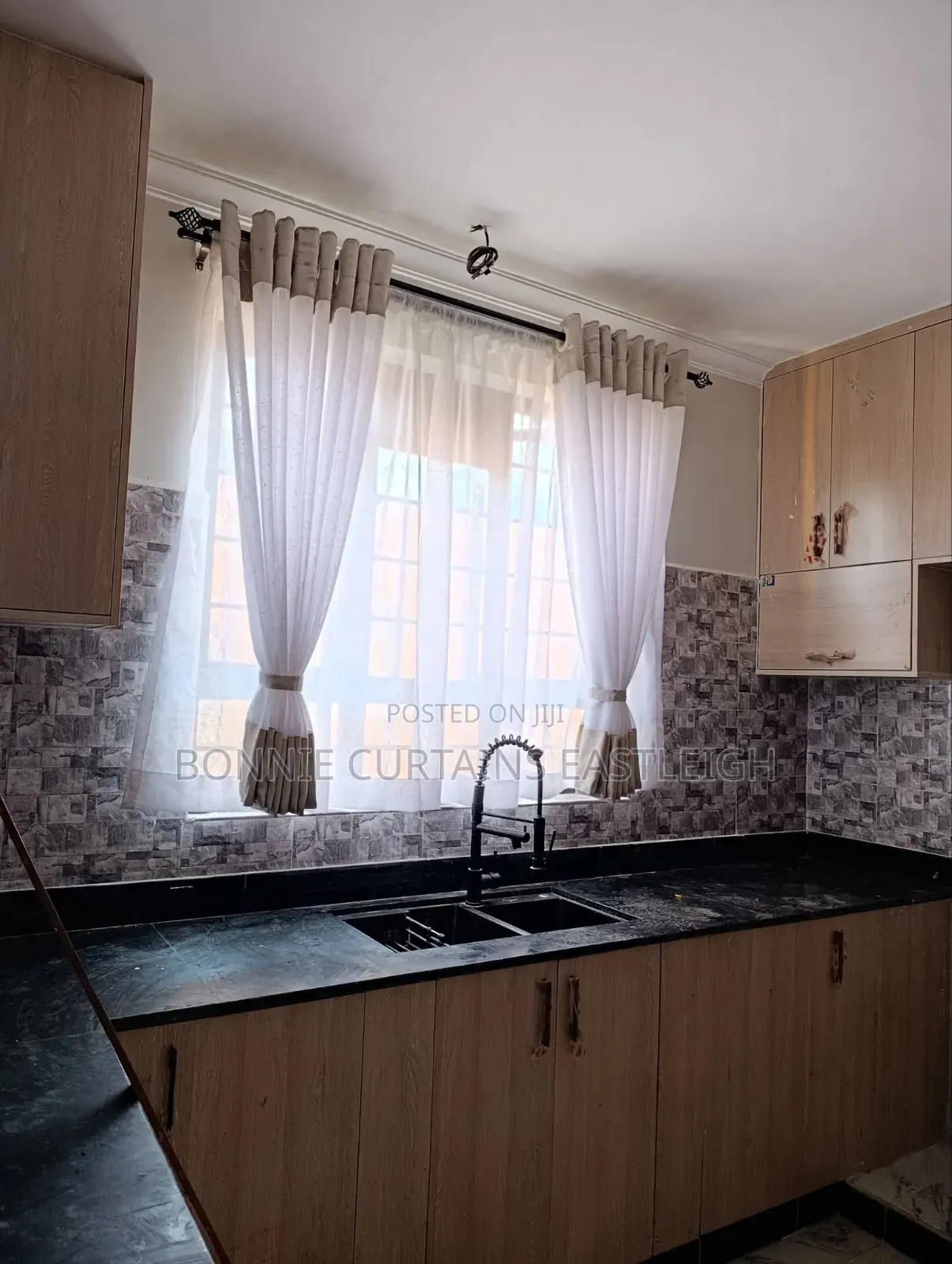 Kitchen Materials and Curtains
