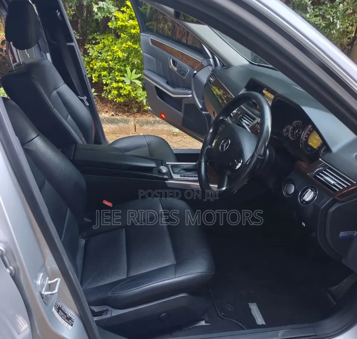 Mercedes-Benz E250 2009 Silver