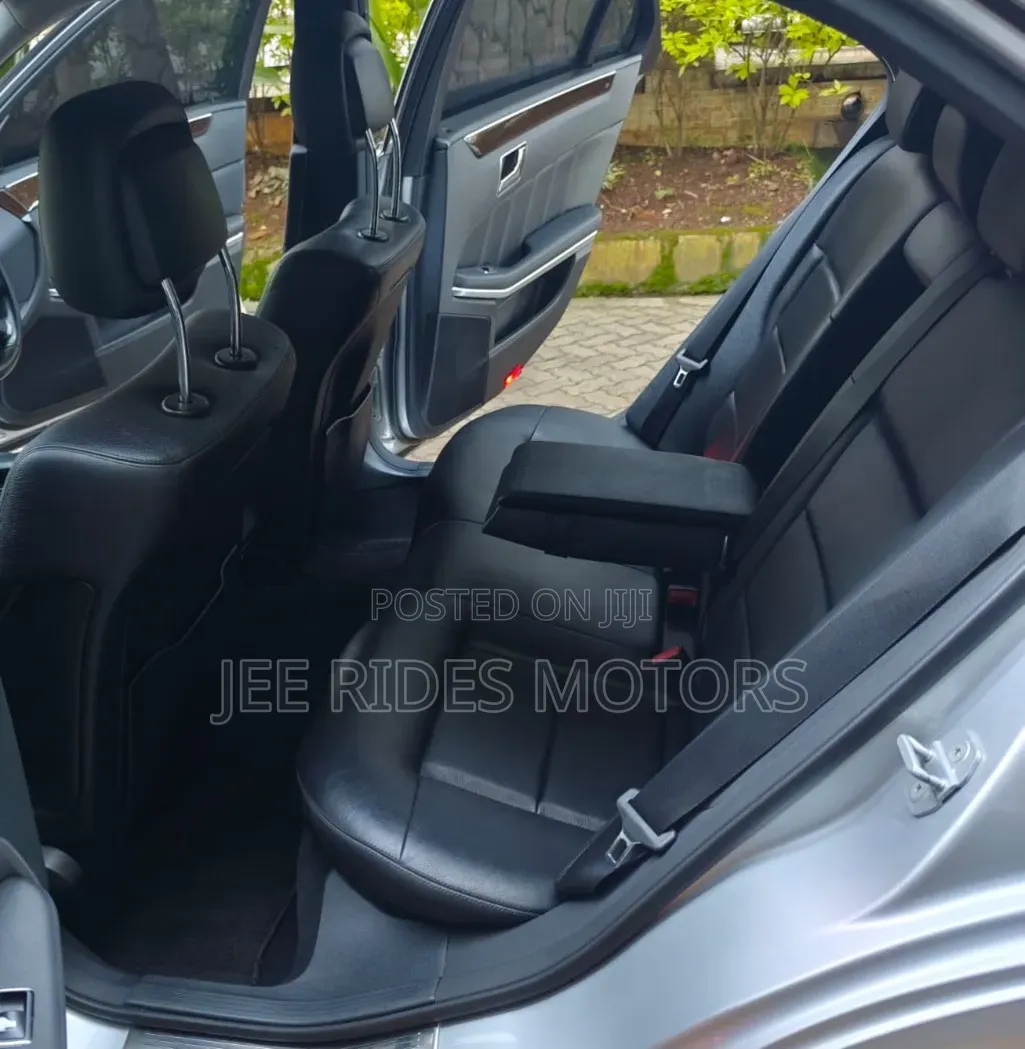Mercedes-Benz E250 2009 Silver