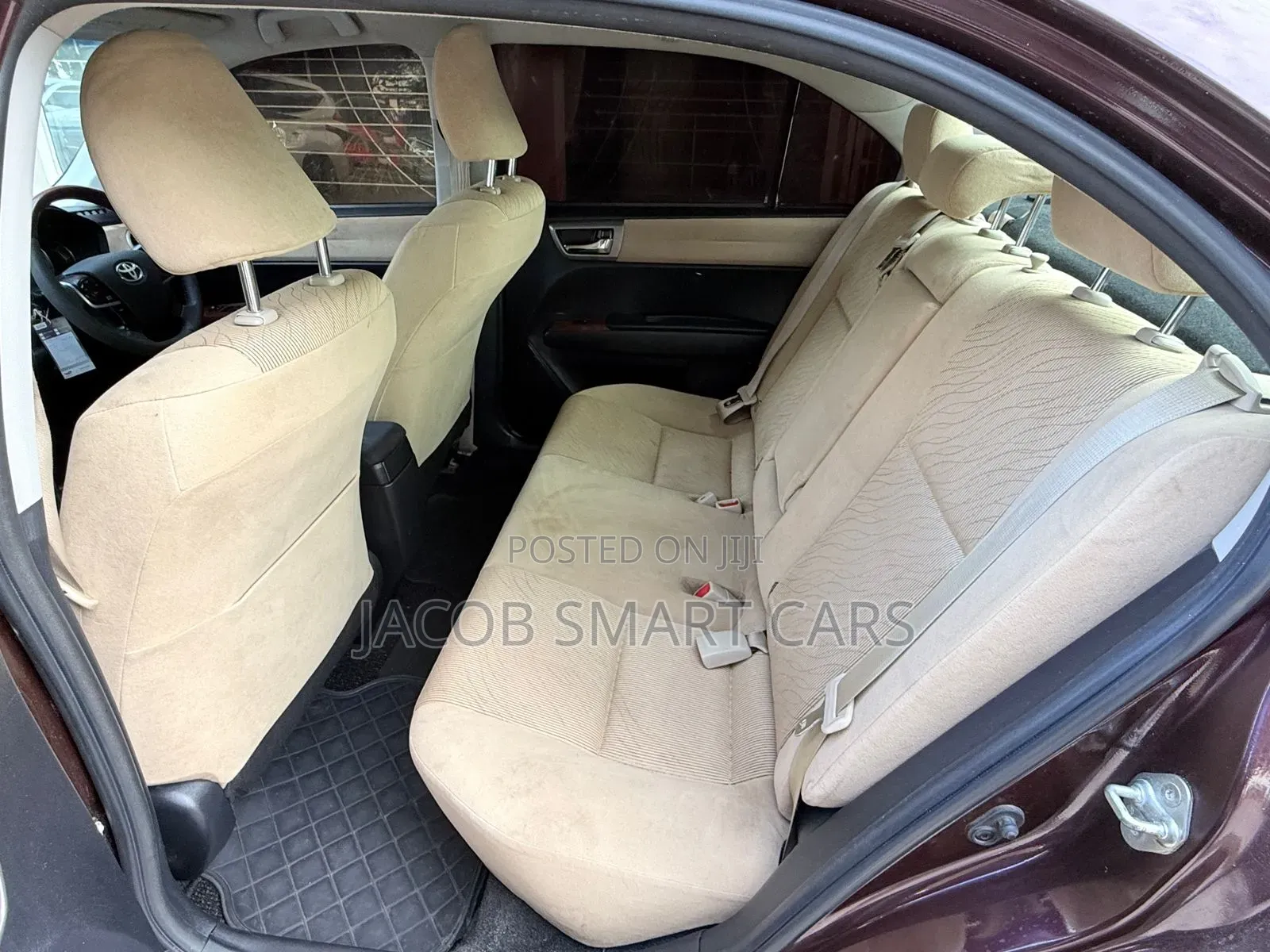 Toyota Axio 2012 Maroon