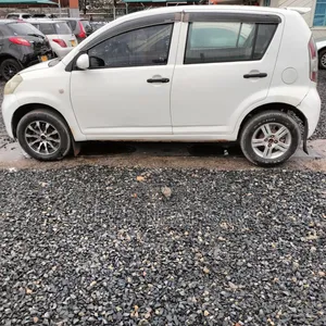 Toyota Passo 1.0 FWD 2008 White