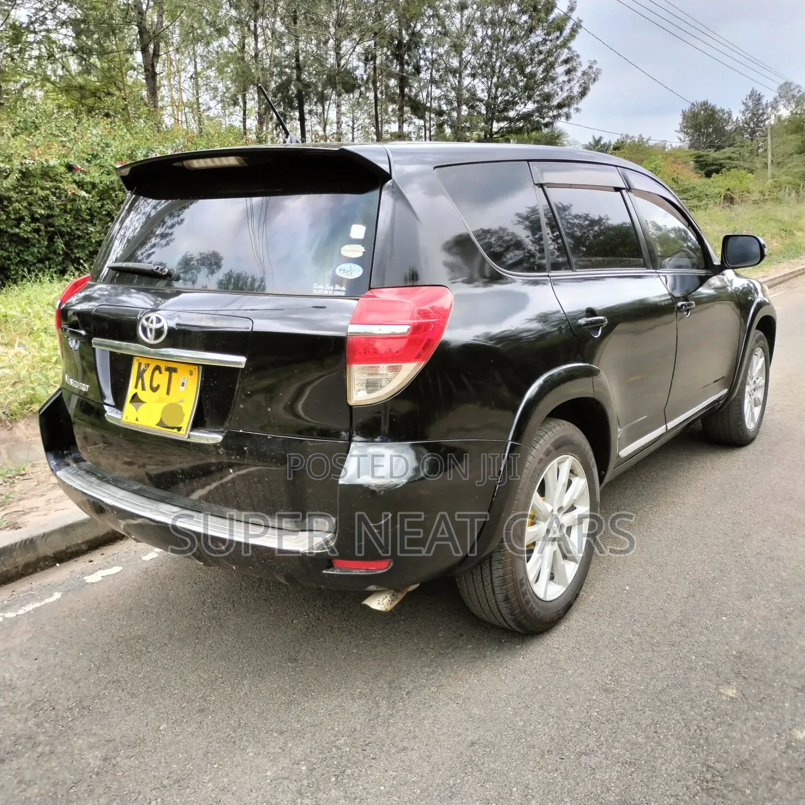 Toyota Vanguard 2011 Black