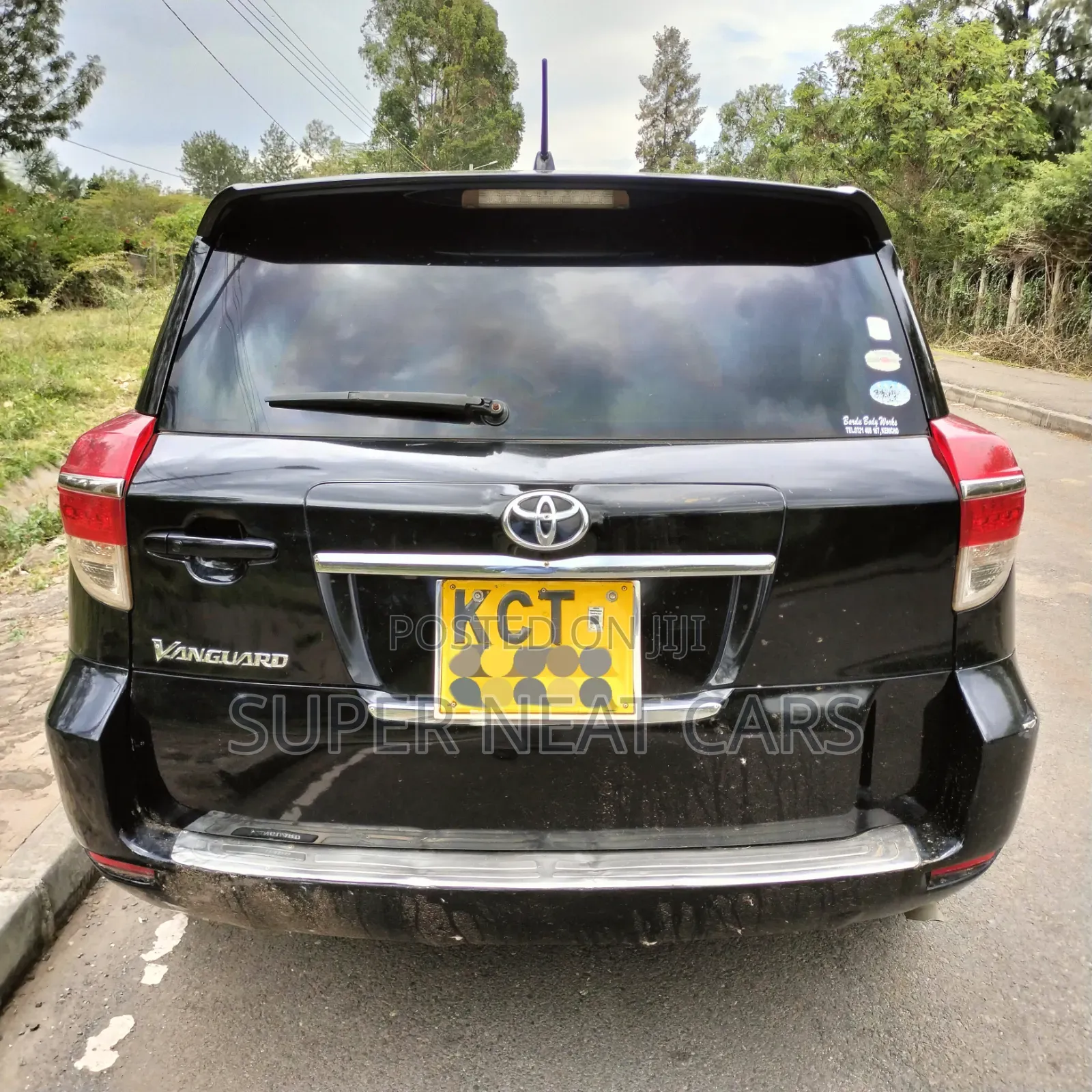 Toyota Vanguard 2011 Black