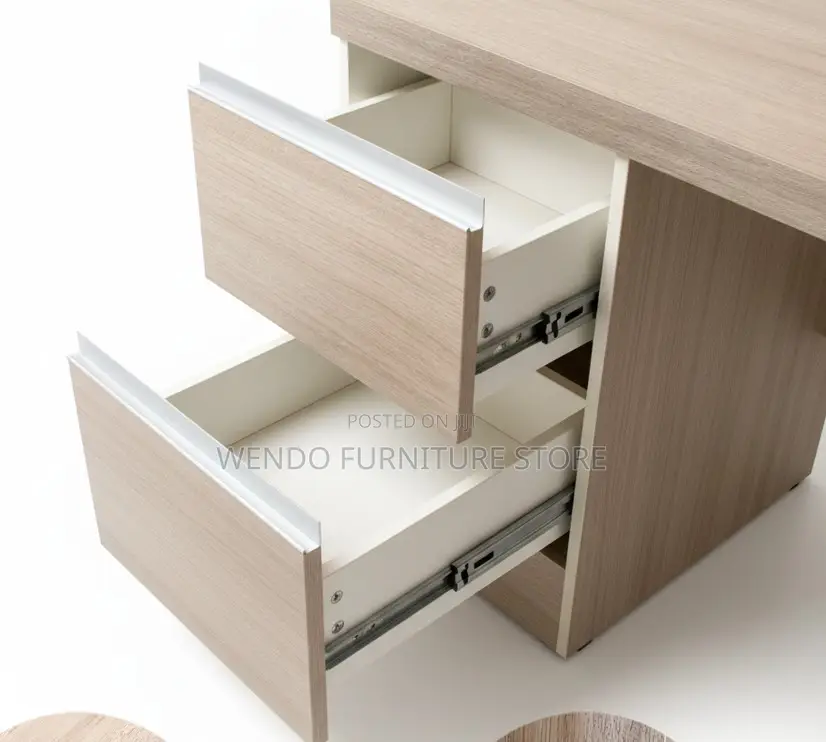Office Desk; 1.4 Meters Executive Working Ceeter Desk