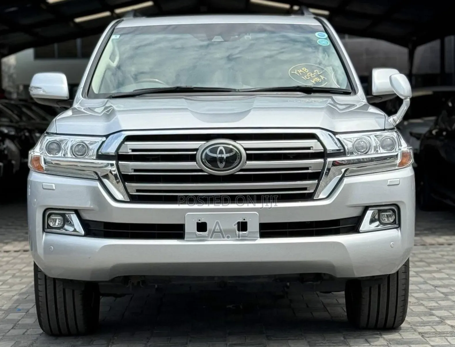 Toyota Land Cruiser 4.6 V8 ZX 2019 Silver