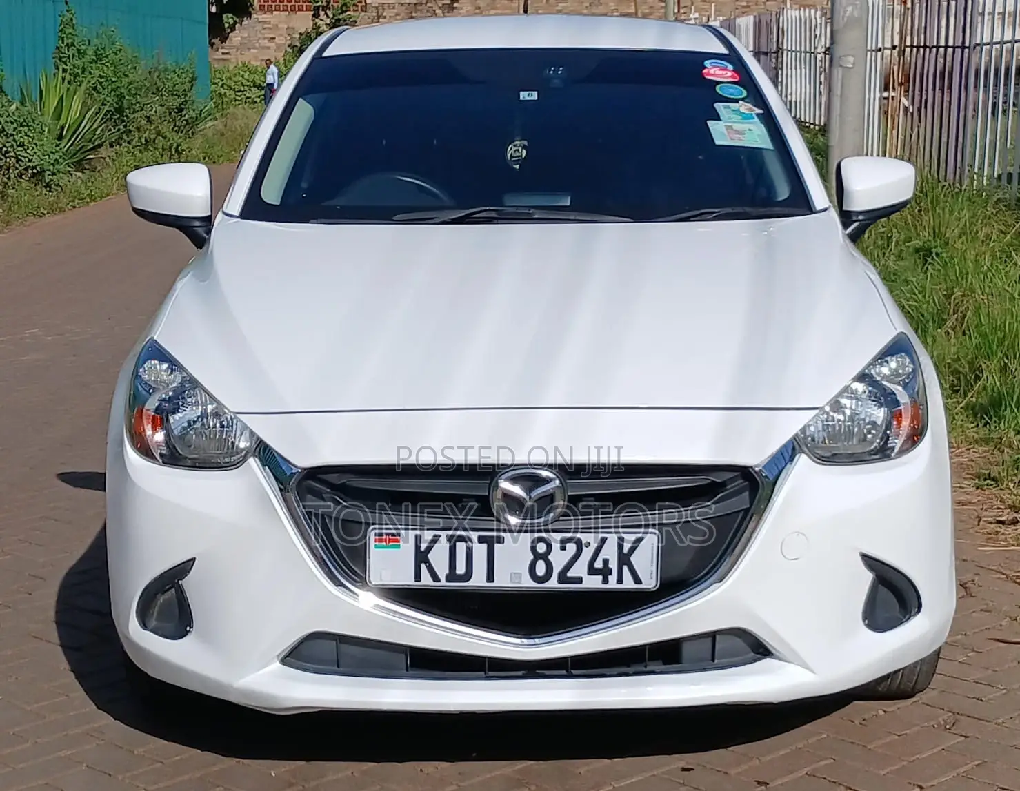 Mazda Demio 2017 White